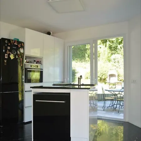Avec Piscine 9 Villa